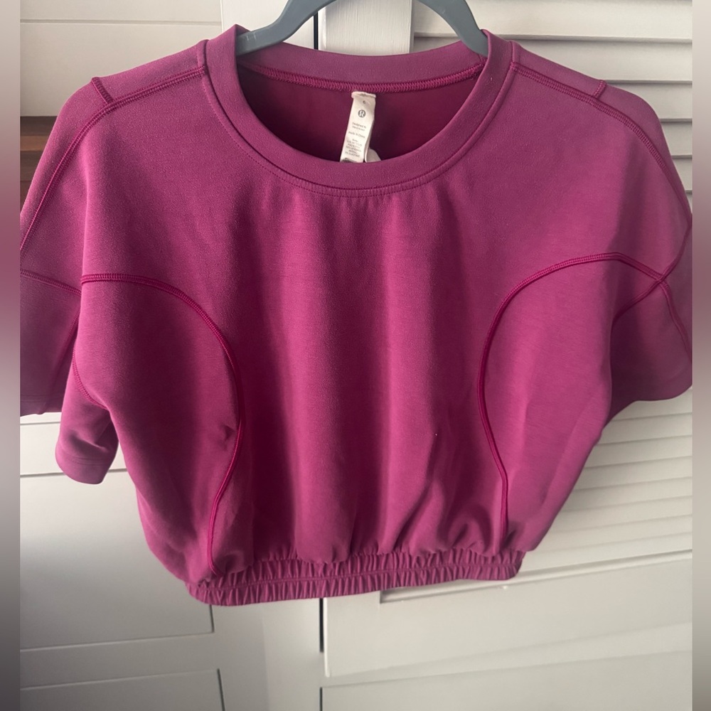 Lululemon Crop Top Size 6